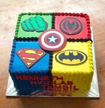 Fashion Avengers cake_2