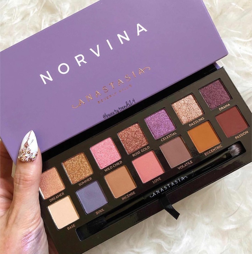 Moda Paleta Anastasia Norvina 