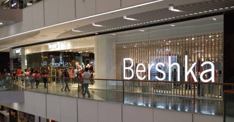 Lugar Bershka