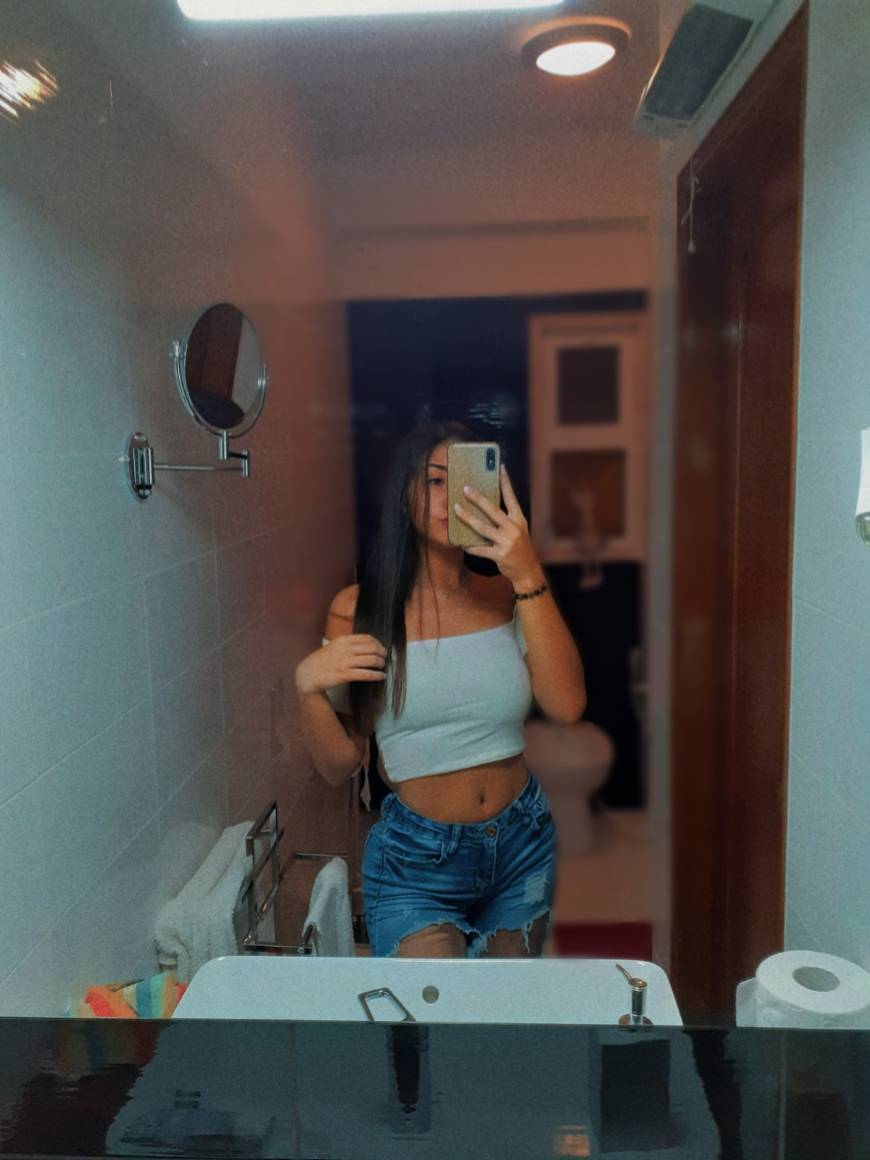 Canción Me Leva pra Cama