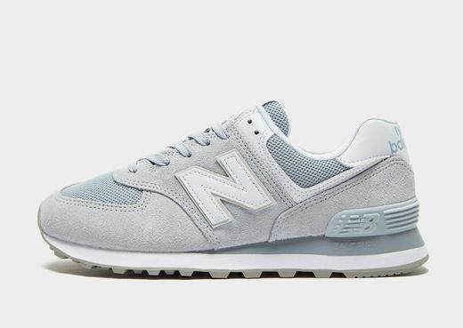 Social New Balance 