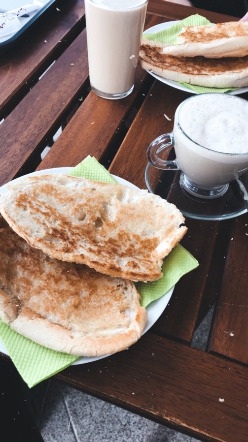 Restaurants Cantinho da Saudade Pastelaria e Mini Mercado