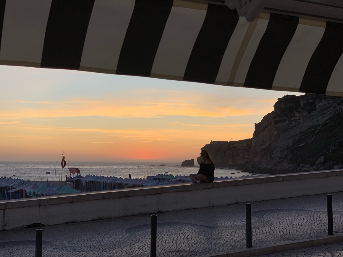 Place Praia da Nazaré