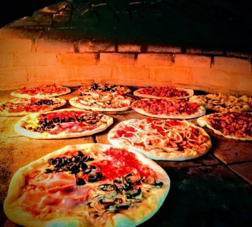 Restaurants Pizzaria Meme Bella