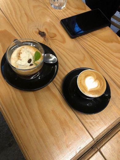 Restaurantes FÁBRICA COFFEE ROASTERS (Specialty Coffee Porto)