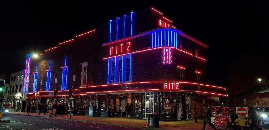 Lugar The Ritz (Wetherspoon's)