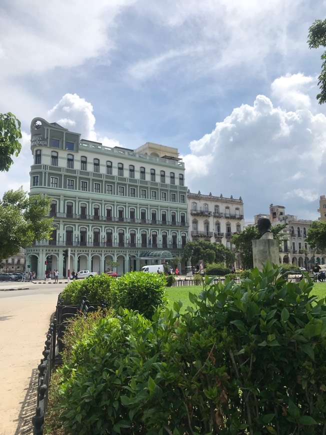 Place Parque de la Fraternidad