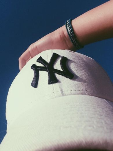 Official New York Yankees Baseball Hats, Yankees Caps, Beanies ...