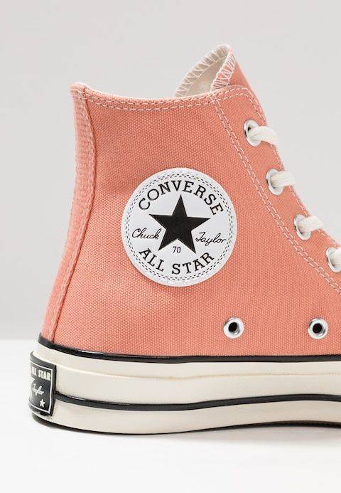 Social Converse Coral