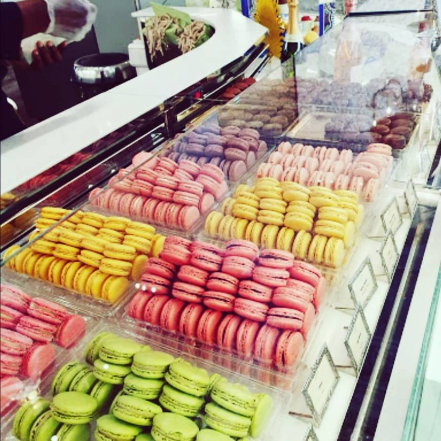 Restaurants Ladurée Paris Champs Elysées