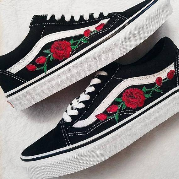Social Vans 🌹