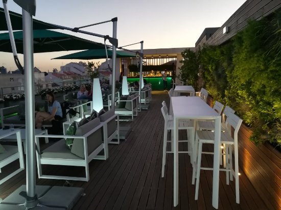 Restaurants Garden Roof Bar