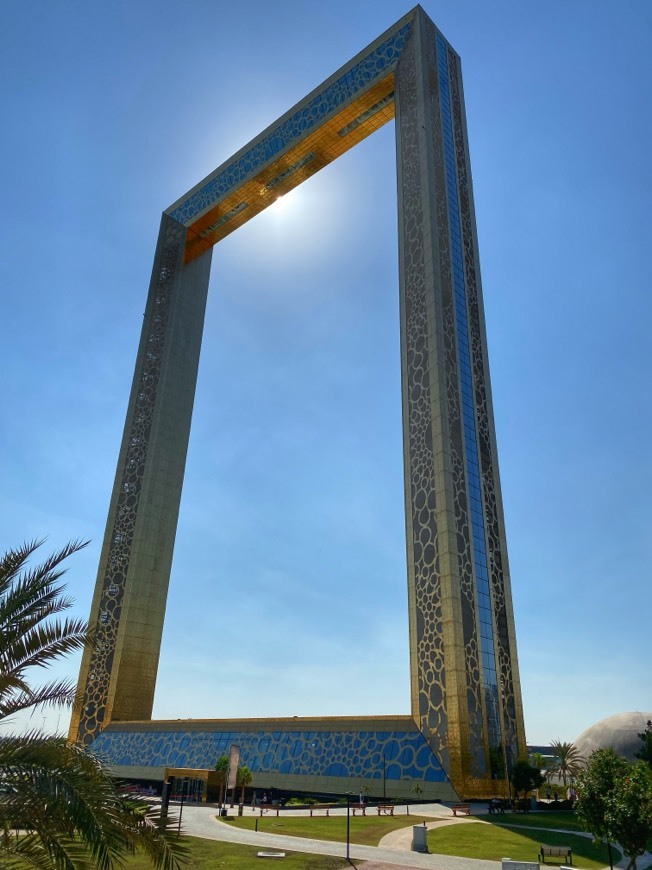 Place Dubai Frame