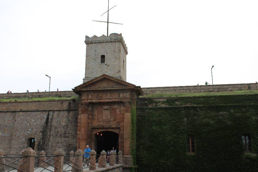 Place Castillo de Montjuïc