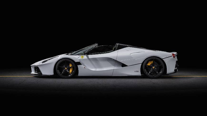 Social FERRARI LAFERRARI APERTA