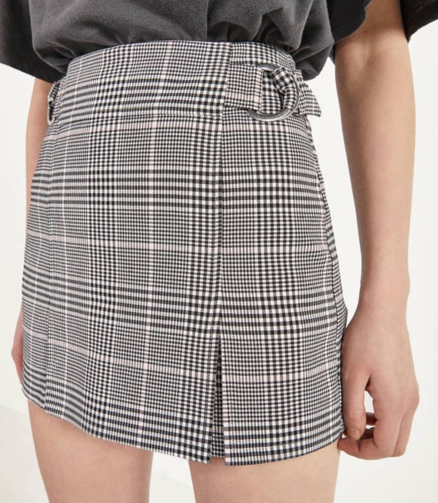 Moda Skort with D-ring details

