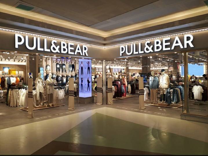 Place Pull&Bear