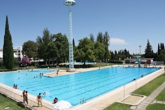 Lugar Piscina Municipal Descoberta