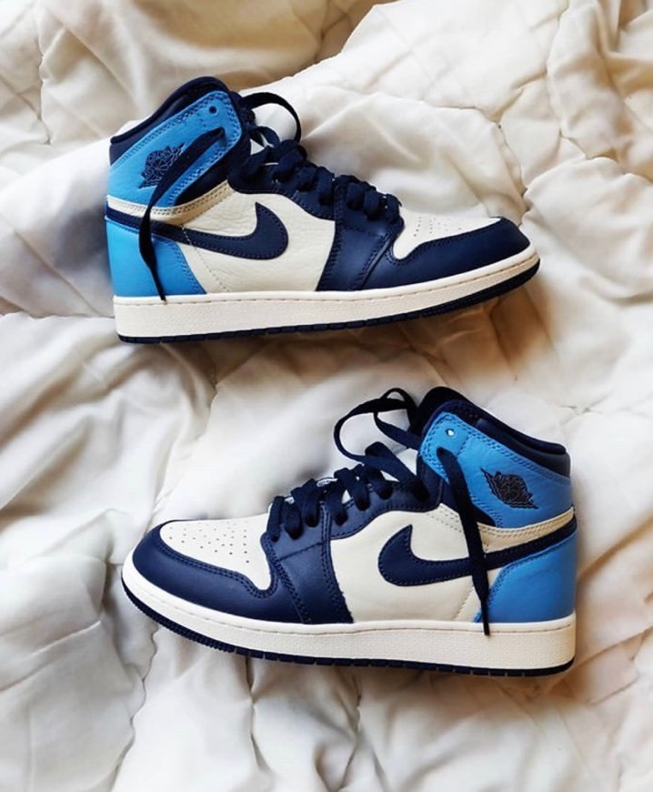 Social Nike Jordan 1