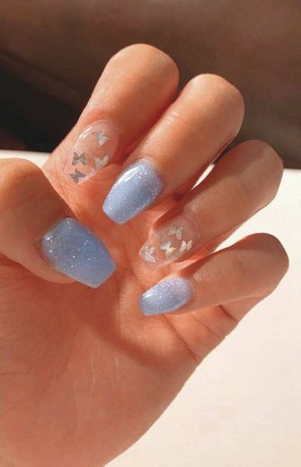 Nails glitter