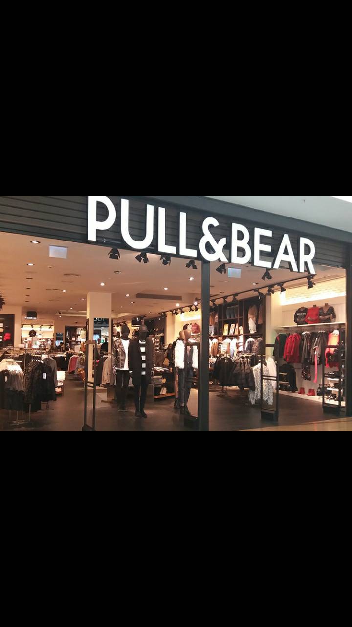 Place Pull&Bear