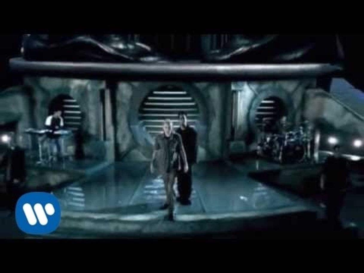 Social In The End (Official Video) - Linkin Park - YouTube