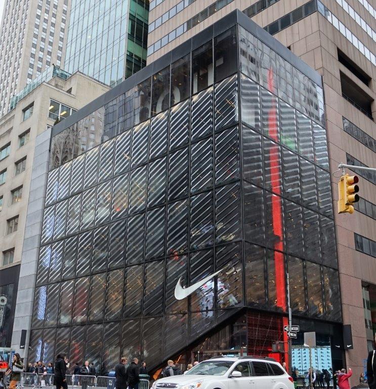 Place Nike NYC