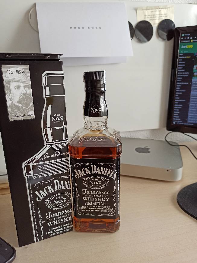 Moda Jack Daniel's Tennessee Whiskey | Jack Daniel's