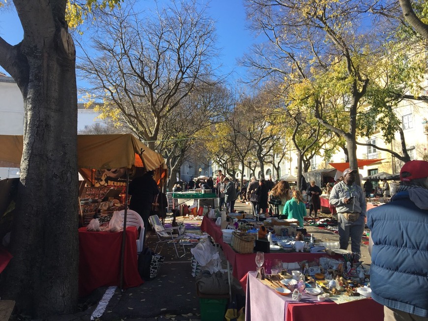 Lugar Feira da Ladra