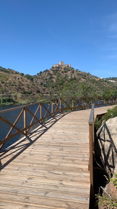 Lugar Praia Fluvial do Alamal