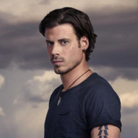Manfred Bernardo 