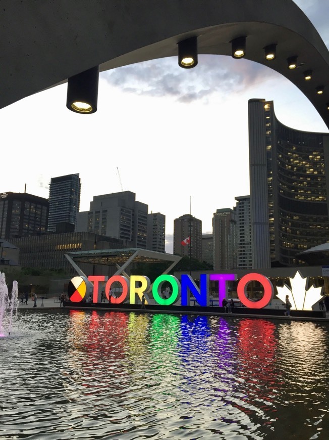 Lugar Nathan Phillips Square