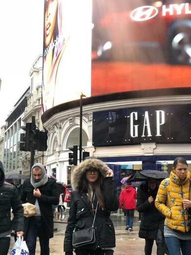 Piccadilly Circus