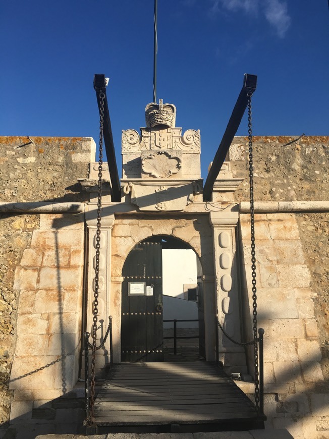 Place Forte da Ponta da Bandeira