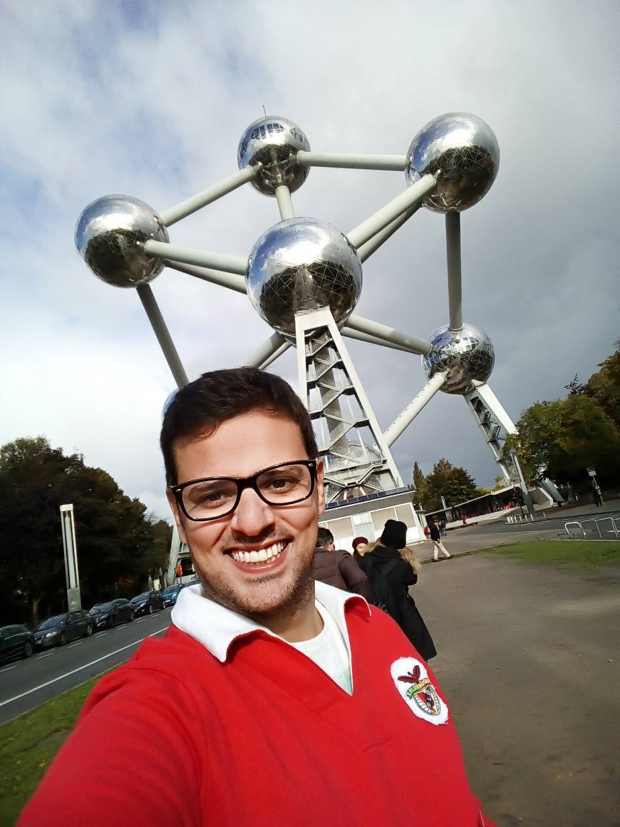 Place Atomium