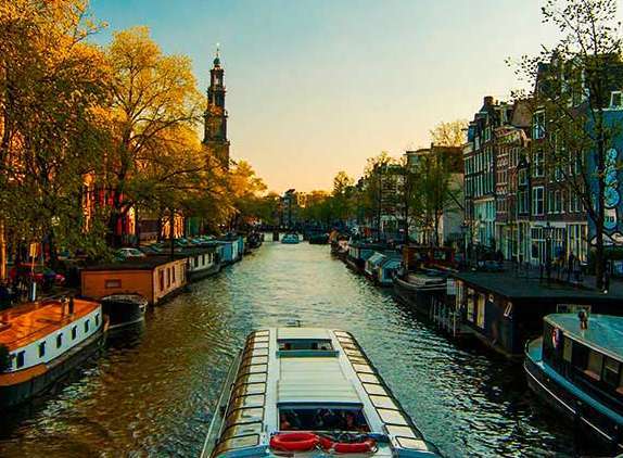 Lugar Amsterdam Canal Cruises