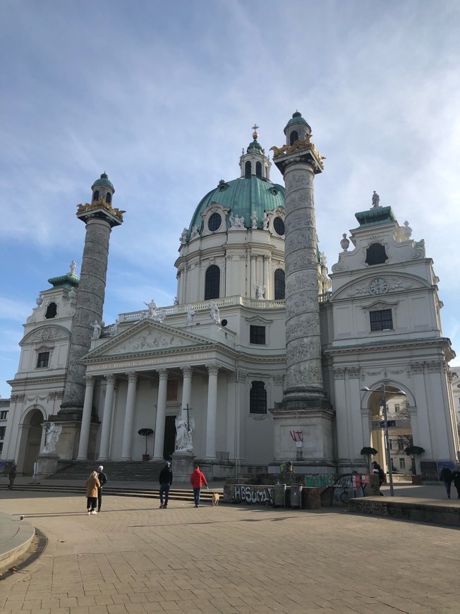 Place Karlskirche