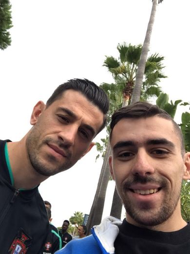 Com o melhor jogador português ❤️🔴⚪️