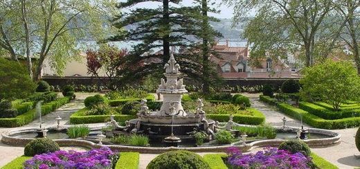 Principe Real garden