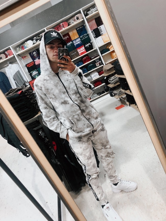 Adidas | Dickies | Fila 