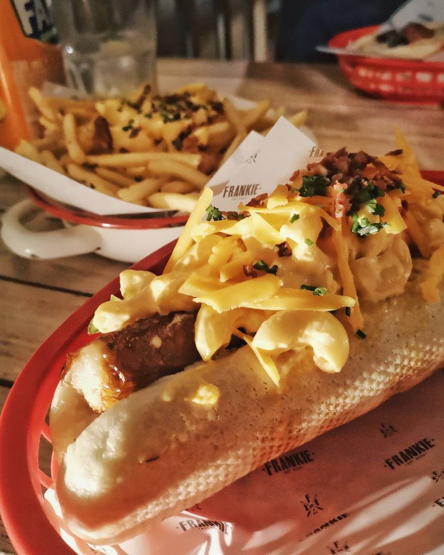 Restaurantes Frankie Hot Dogs