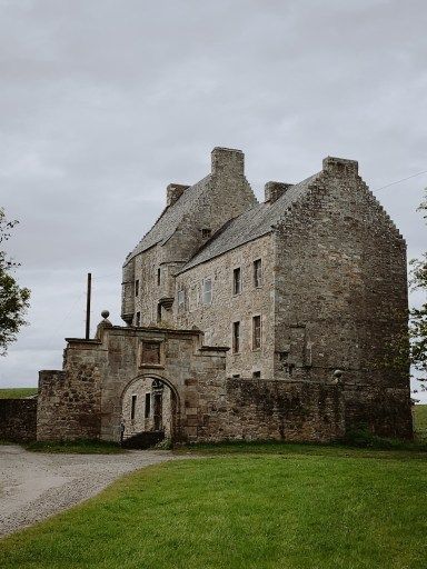 Place Lallybroch