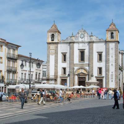 Lugar Évora