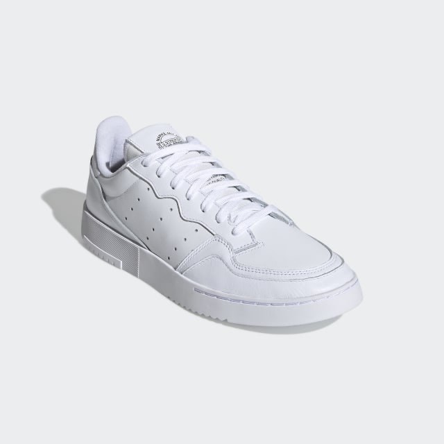 Social Adidas supercourt