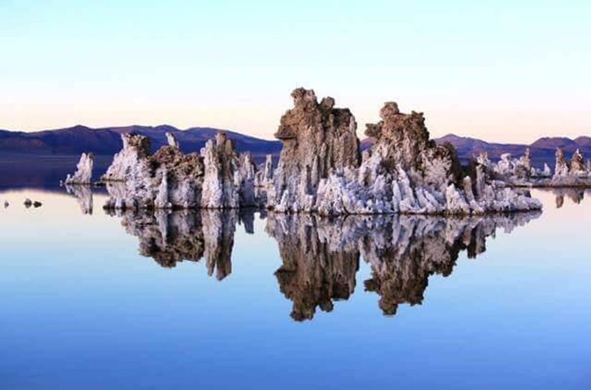 Places Mono Lake