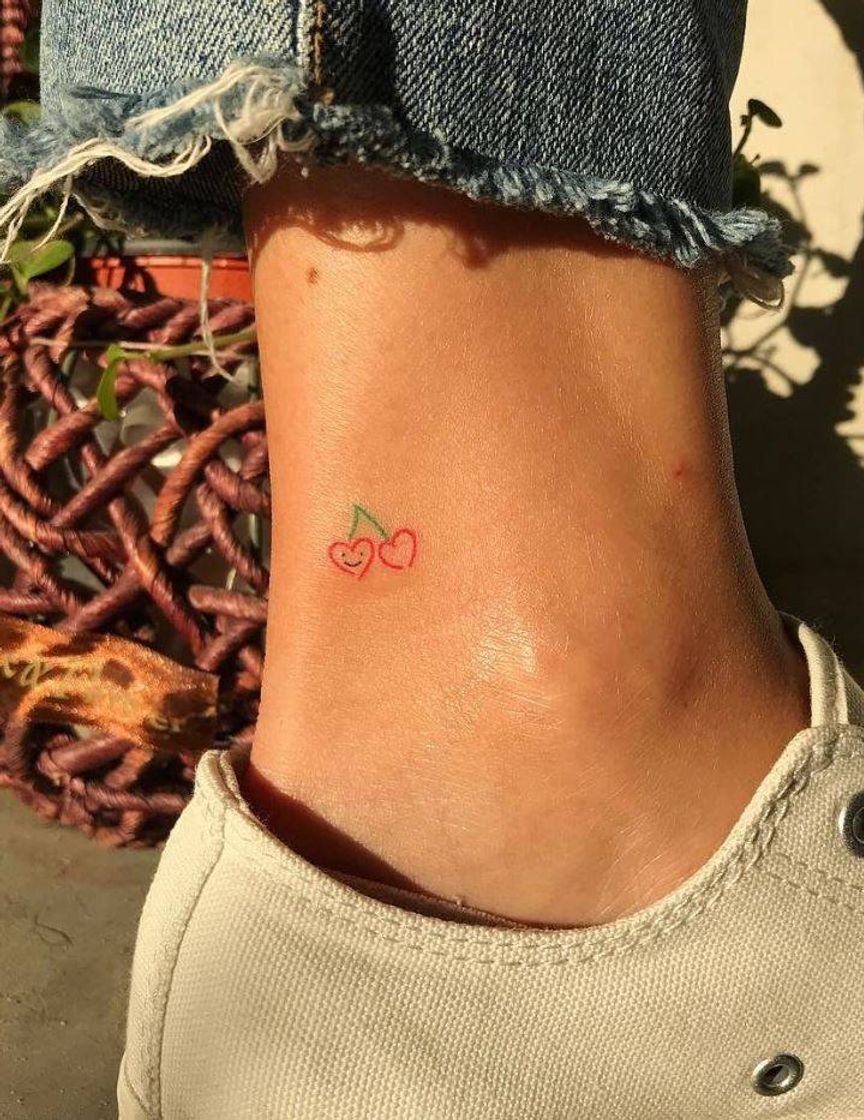 Social Tatuagem minimalista