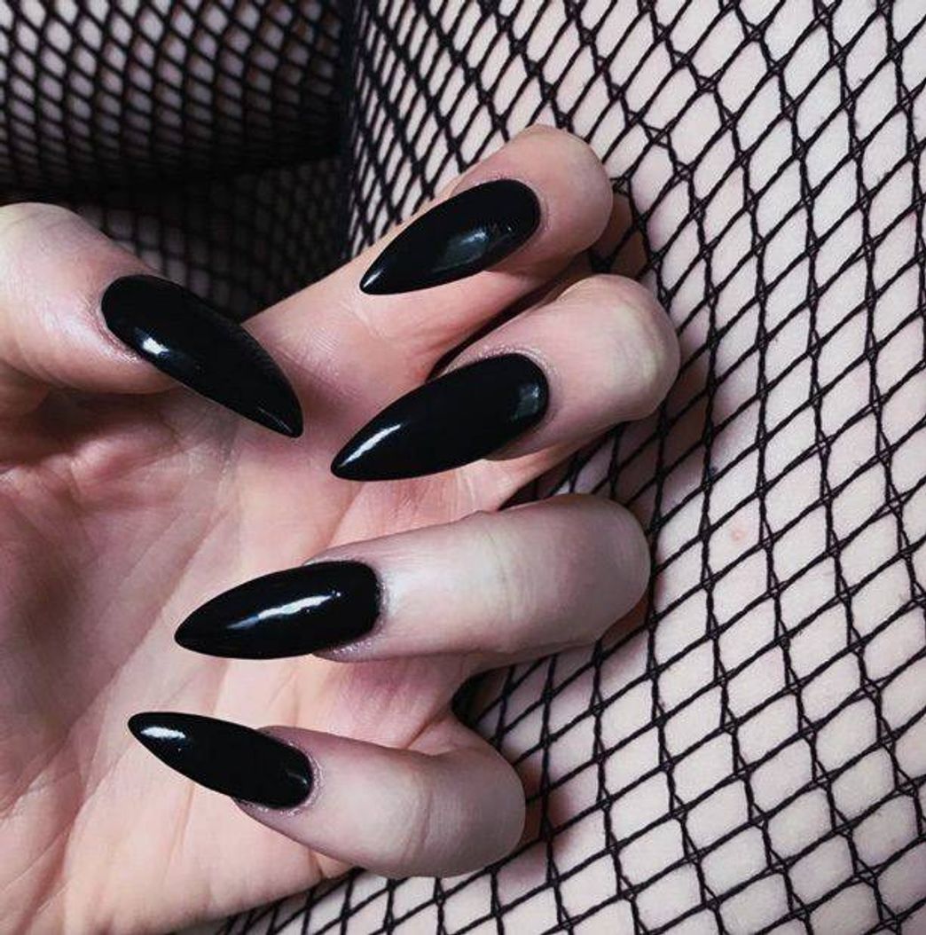 Moda Unhas stiletto!🖤