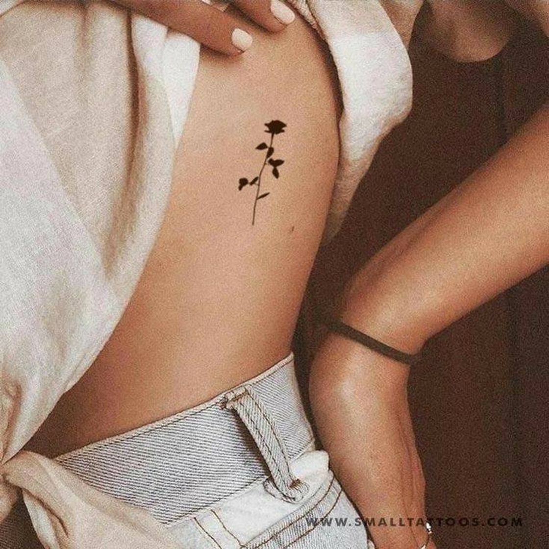 Moda tatuagem delicada😍