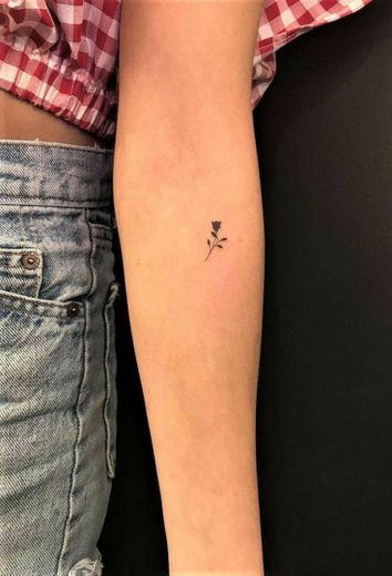 tatuagem simples e delicada❣️