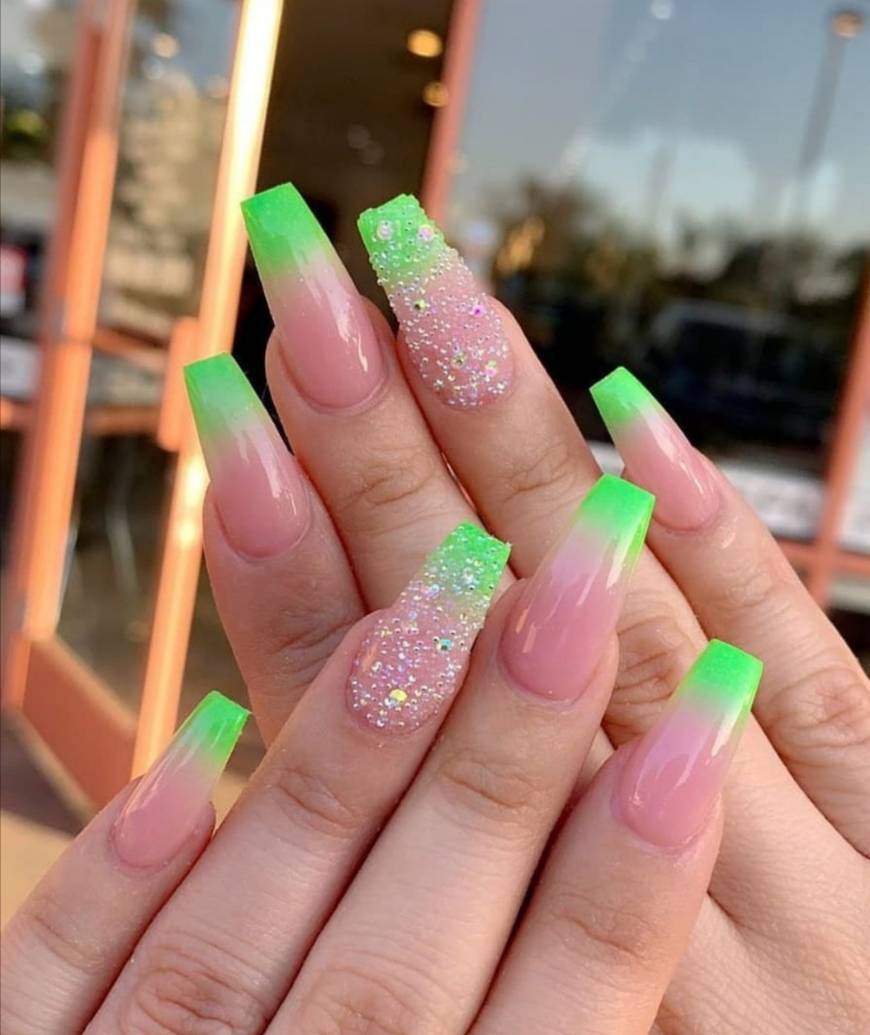 Social Green nails 💅🏼✨